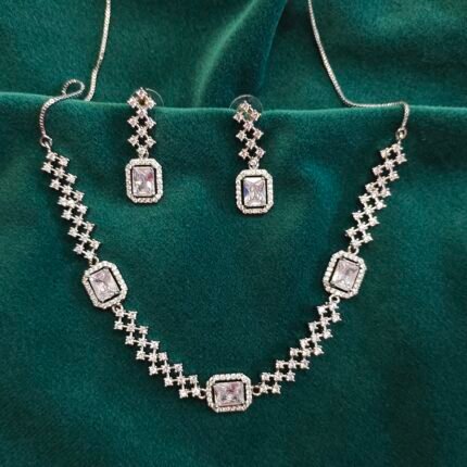 The Prachi Dewdrop Set