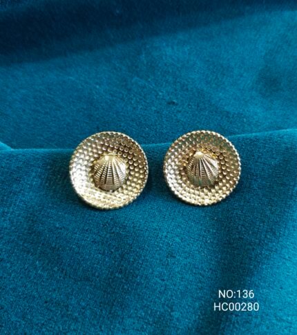 Vanshika Shell Earrings