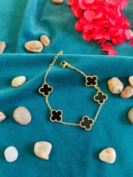 Radhika Clover Bracelet