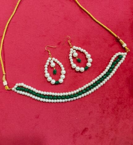 Ahana Pearl Necklace